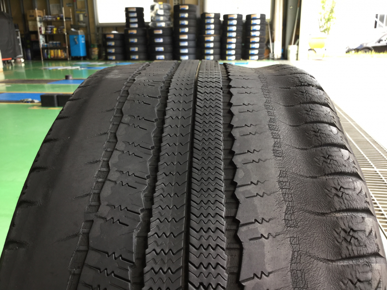 必見 冬タイヤの履きつぶしは危険です お知らせ タイヤセレクト弘前城東 タイヤセレクト タイヤランド Dunlop